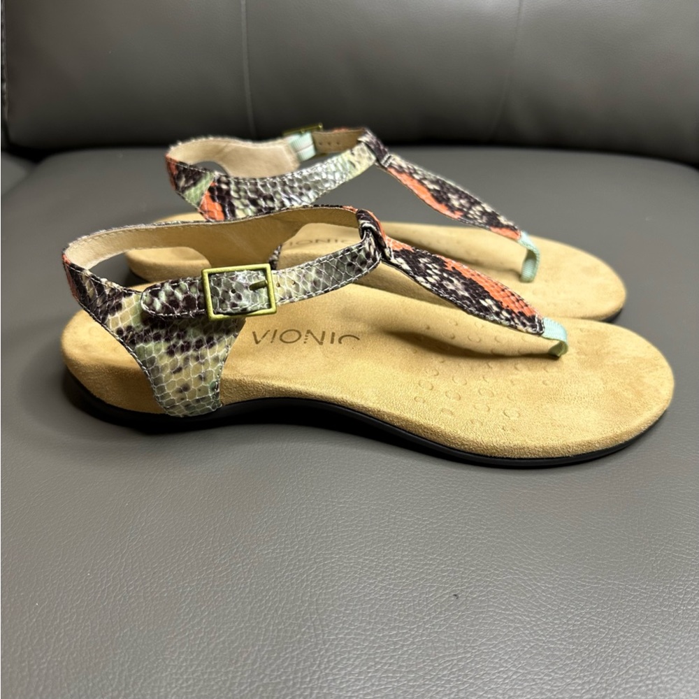Vionic Snakeskin Pattern Leather T-Strap Multicolored Sandals Size 8 - Picture 7 of 13